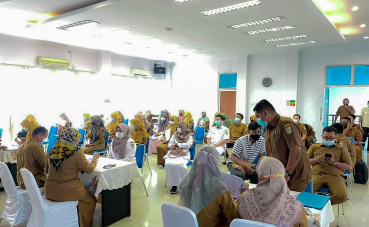 Suasana pemberkasan dan pembekalan Latsar CPNS Pemko Banda Aceh Golongan III Formasi Umum Tahun 2019 Angkatan I